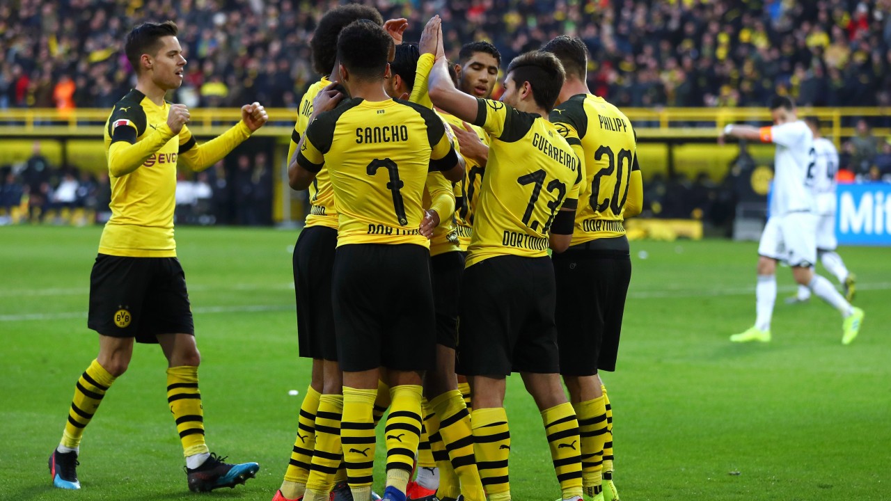 热刺前锋成功复出：重返球队训练备战多特蒙德的简单介绍