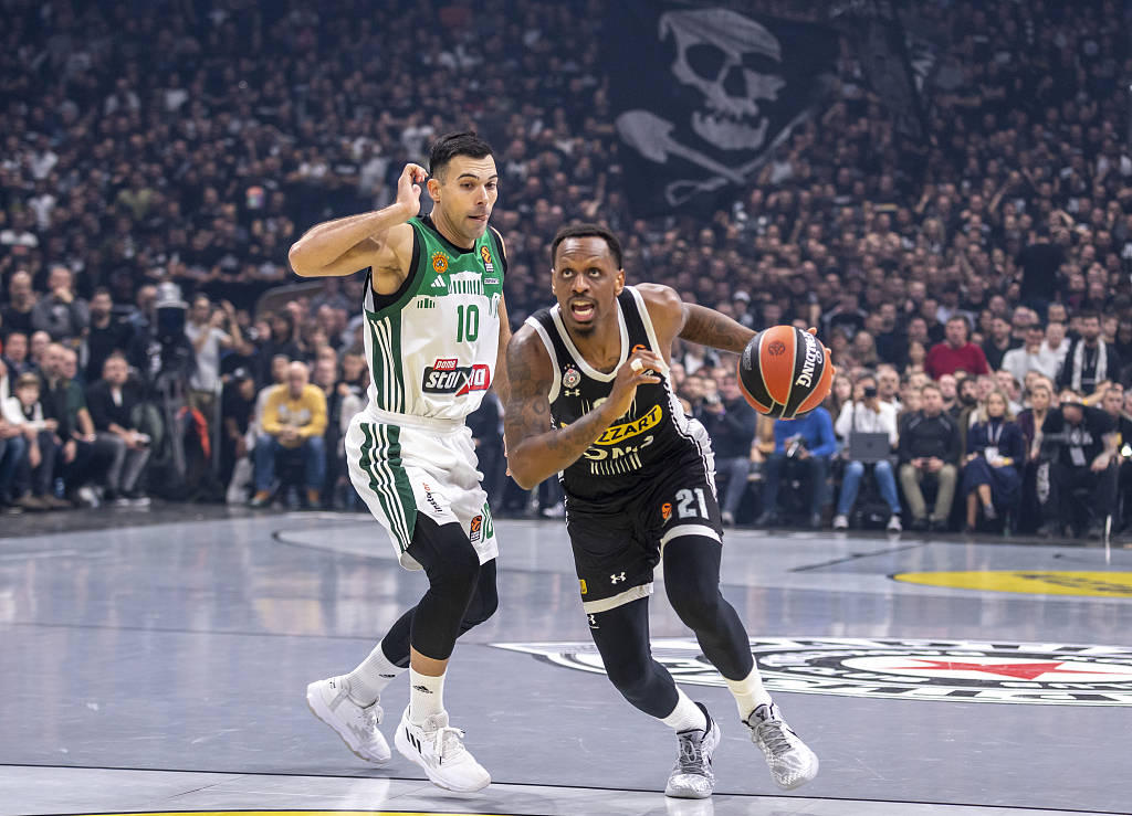 包含著名球员在比赛中倾尽全力，激情燃烧战场的词条