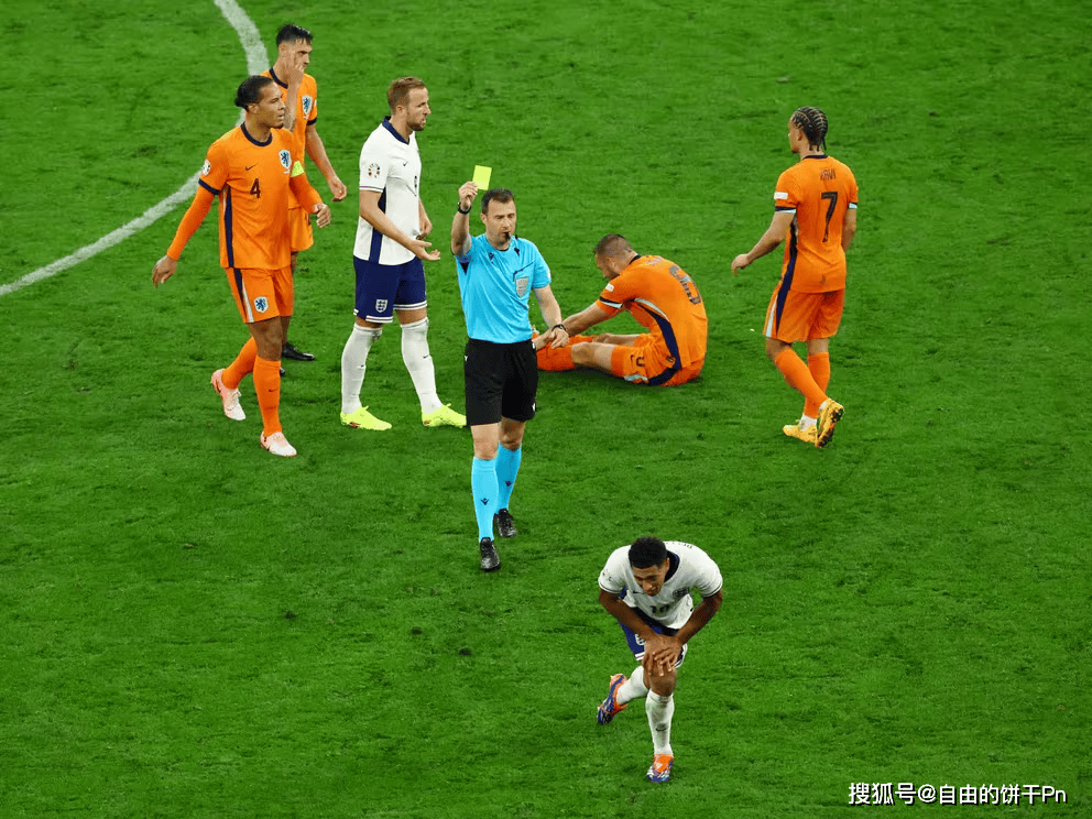 包含荷兰队遭遇挑战,欲夺得下一届欧洲杯冠军的词条 包含荷兰队遭遇挑战,欲夺得下一届欧洲杯冠军的词条