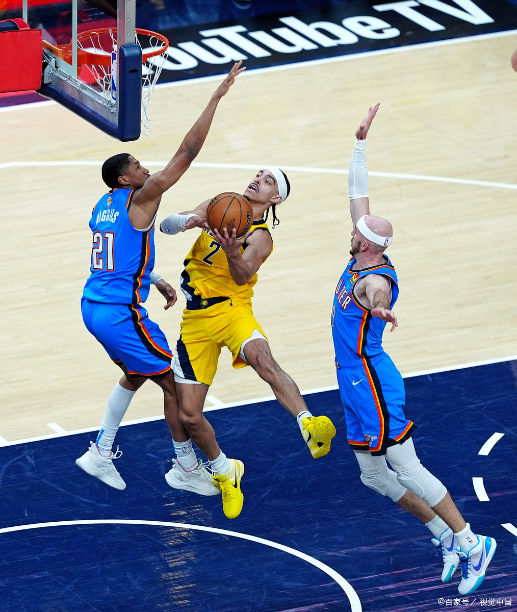 NBA总决赛拉开帷幕，各队球员全力以赴争夺胜利荣耀的简单介绍