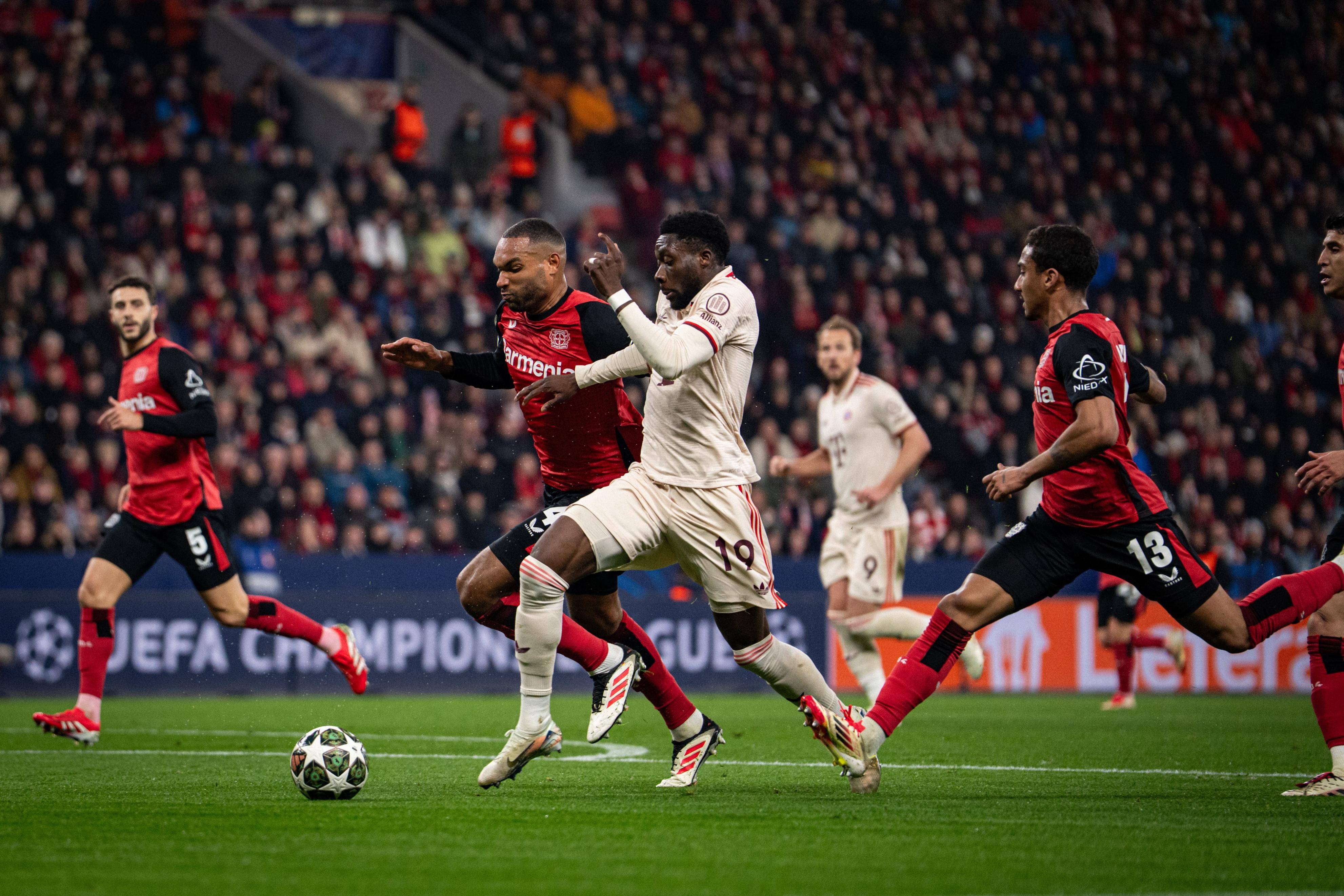 摩纳哥轻松晋级，大胜对手