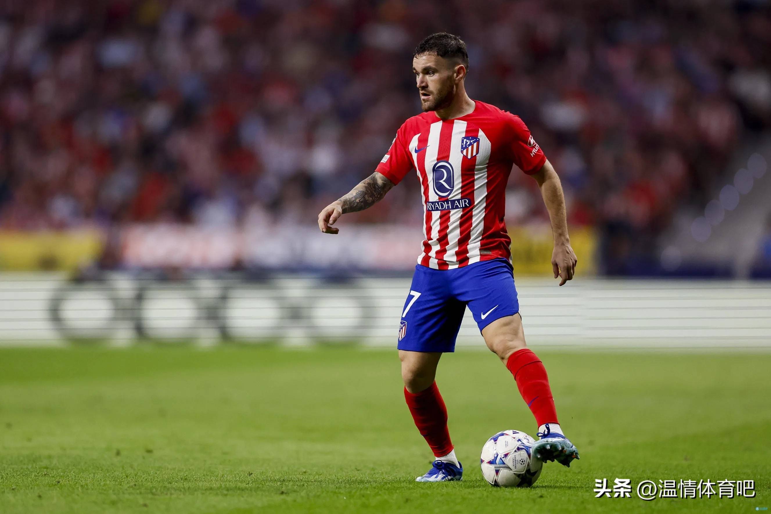 包含马德里竞技前锋连入多球,创造进攻奇迹的词条 包含马德里竞技前锋连入多球,创造进攻奇迹的词条